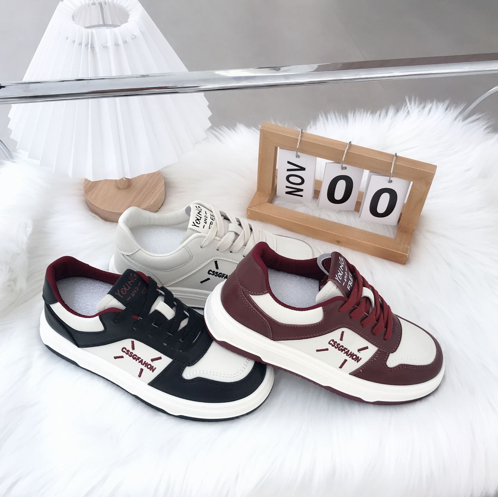 Thick soled versatile white for women, 2024 autumn winter new item, color blocked round toe lace up plush warm sports and leisure shoes