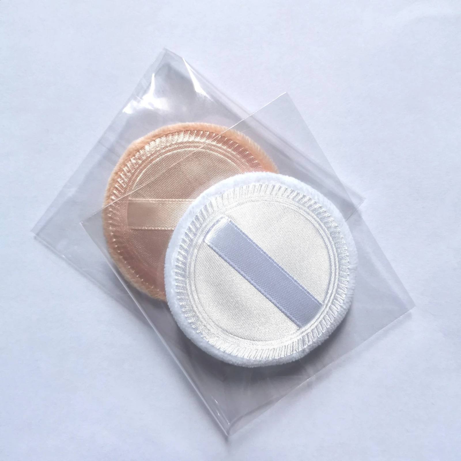 Wholesale of 100 pieces of dry cotton powder foam honey powder loose powder makeup powder foam makeup artist cotton foam makeup tool 241105