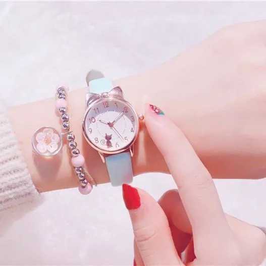 New Girls Casual Watch Alloy Shell Strap Cute Cartoon Cat Graphic Non luminous Pointer Student Womens Watch Reloj Mujer X241106