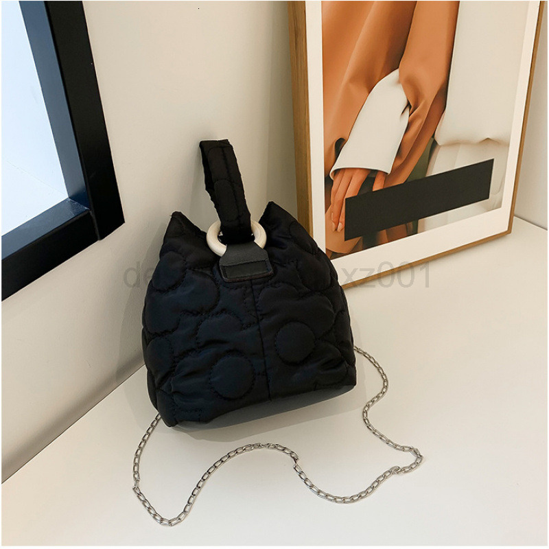 Bag Designer Fashion Classic 10a Top Nikiduncks Woman Handbagevening Bags Bucket Womens 2024 Autumn and Winter New Handbag Shoulder Cro