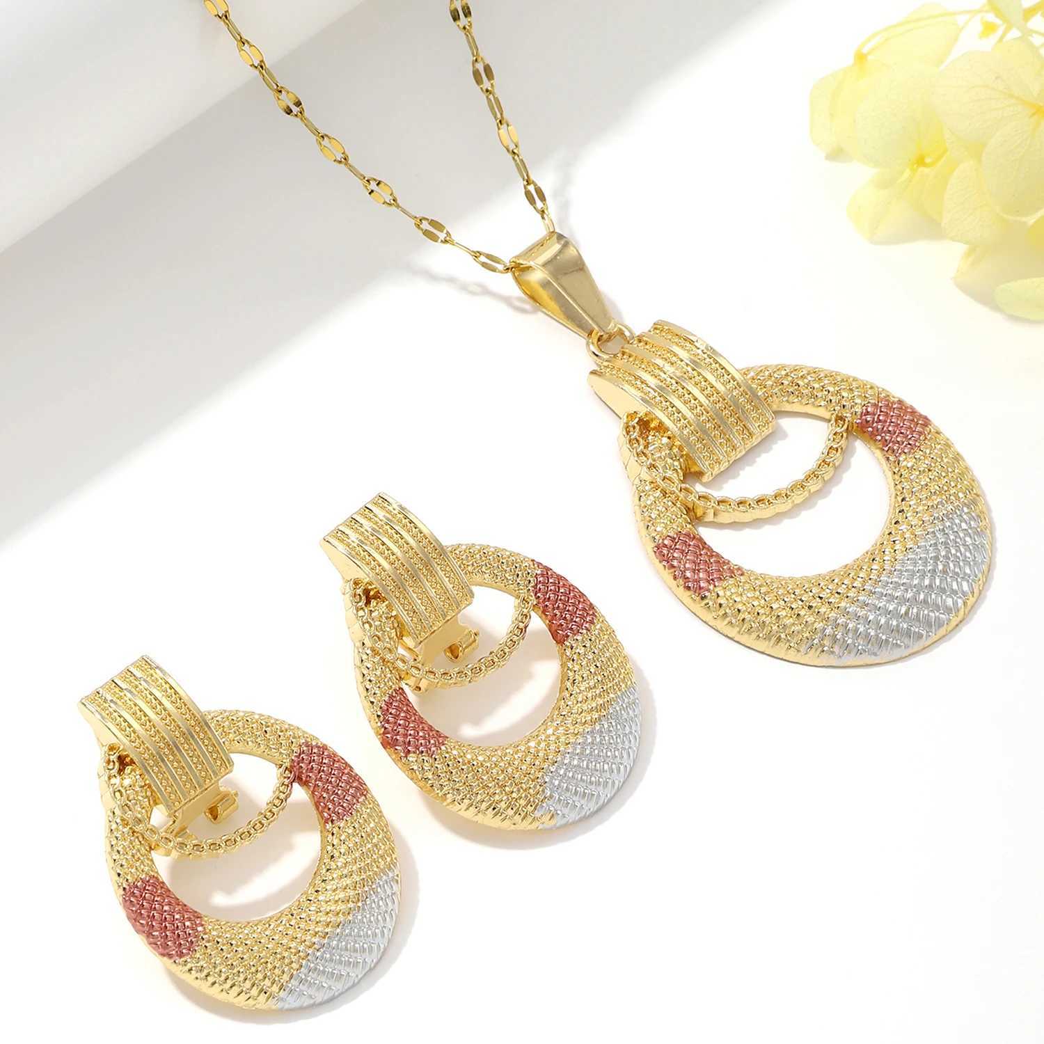 Exquisite stainless steel chain Geely pendant necklace stud earrings for Wen Fashion Party jewelry set accessories X241106