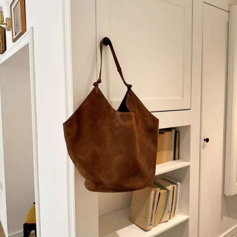 OLOEY Frost Large Capacity Personalized All-Match Handbags Leather Texture Korea Elegant Bucket Minority Simple Exposure Women Totes