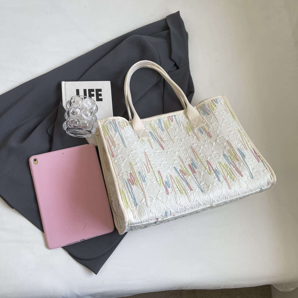 Designer Bag Large Capacity Embroidered Commuter Bag, 2024 New Leisure Hand Shopping Bag, All-In-One Tote Bag
