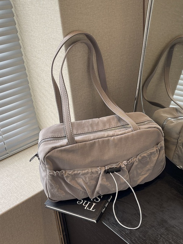 High End Trendy Pleated Fashionable Armpit For Bags Handbags Women Work Commuting Single Shoulder Hand-held Pillow Bag Designer