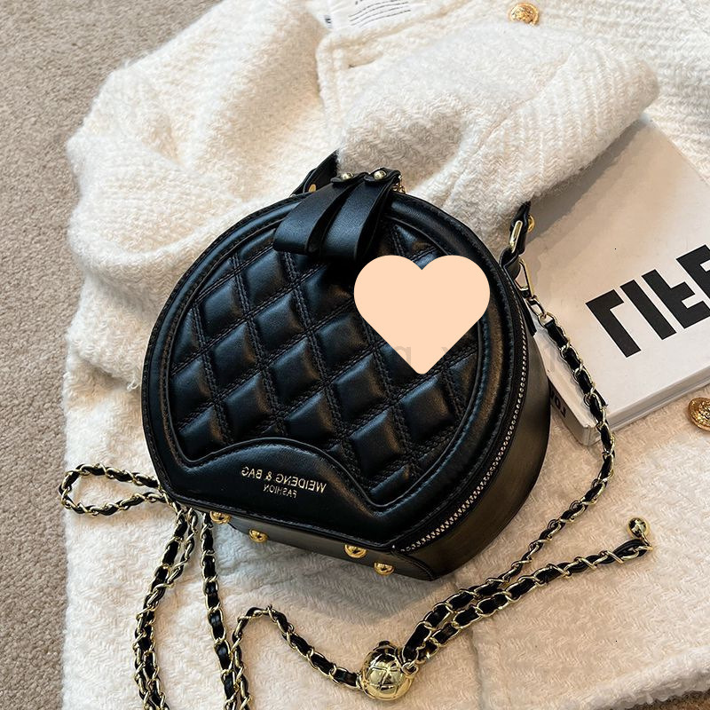 Classic Designer Bag Fashion 10a Top Nikiduncks Woman Handbagevening Bags This Years Popular Womens 2024 New Highend Handbag Handheld V