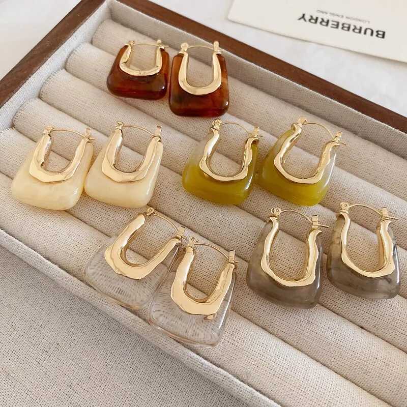 Green transparent resin earrings suitable for girls Geely Irregar earrings 2023 new fashion earrings X241106