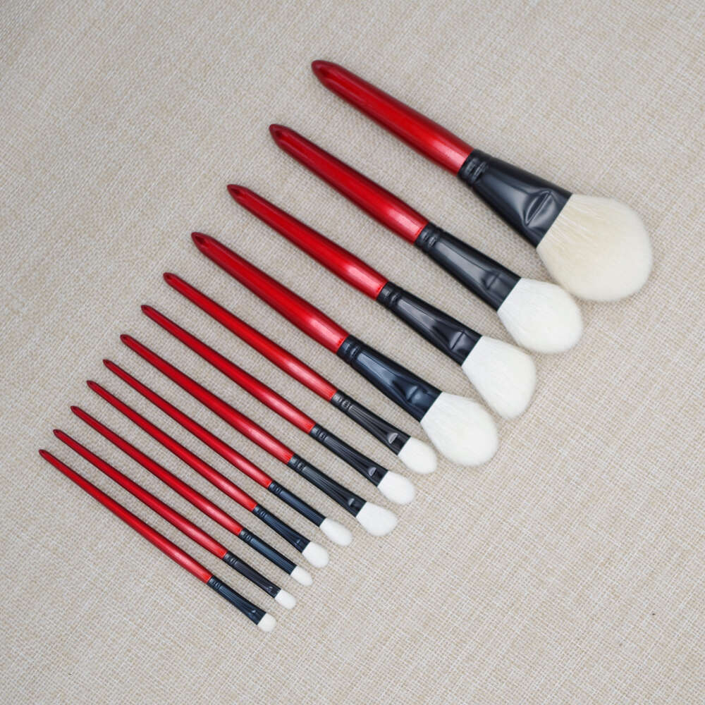 Professional Handmade Makeup Brushes Set Saikoho Goat Hair Face Powder Blush Eye Shadow Cosmetic Tools Make Up Brush Kit