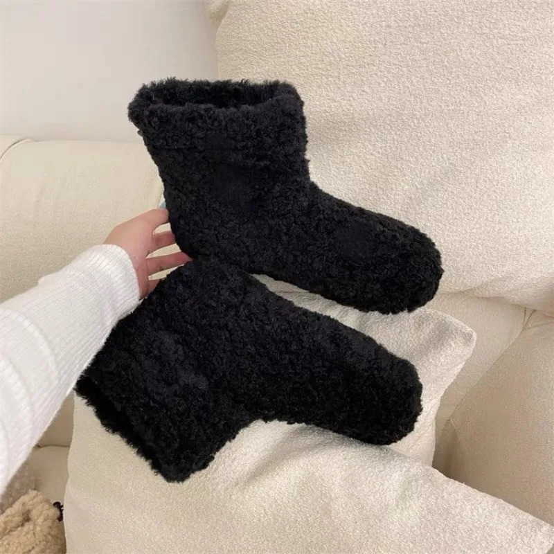 2025 New Designer Soft Winter Ankle Boots Outdoor Women's Non Slip Warm Fluffy Snow Boots Outdoor Cotton Stove Shoes