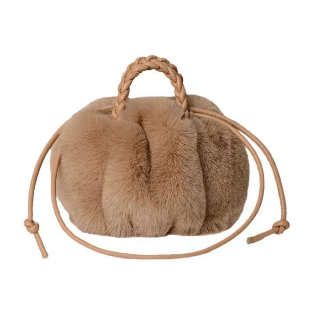 Designer Bag Women's Crossbody Pumpkin Plush Bags Women's New Tote Faux Plush Material Fashion Niche Pleated Clouds Bags