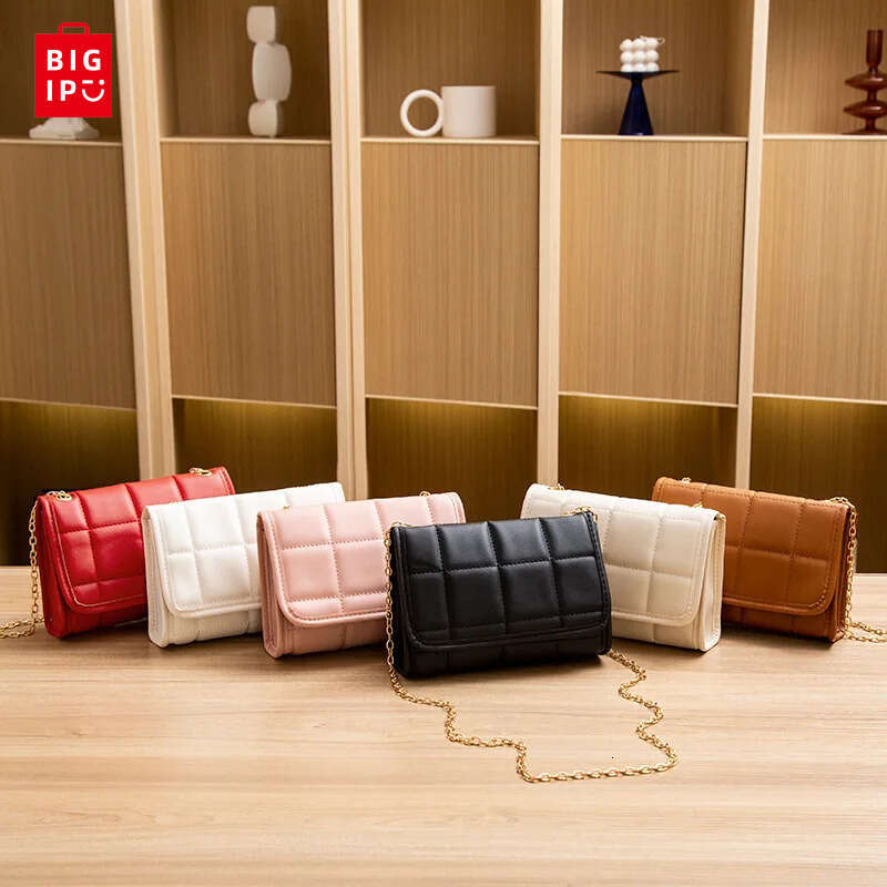 Designer Bag New Korean Checkered Diamond Chain One Shoulder Small Square Bag Fashion Casual Crossbody Pillow Bag Bags For Women