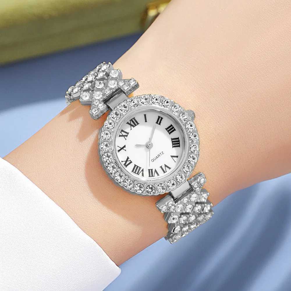 Fashionable luxury Fl crystal 5-piece watch necklace earrings ring set Rhinestone watch Fem bracelet set gift X241106