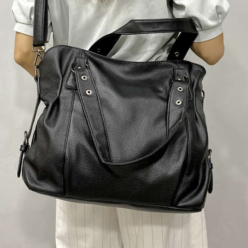 Designer Bag Female Hobo Handbag Large Capacity Shoulder Bags Big Stylsih Tote Bag Ladies Soft Leather Hobos Messenger Bags Women Shopper Bag