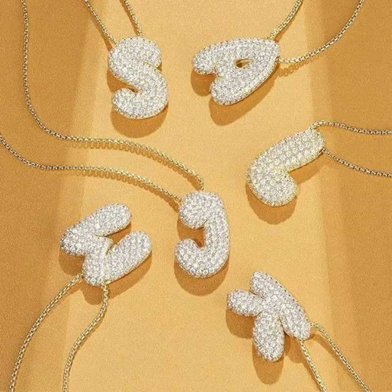 18K gold-plated waterproof thick bubble letter buckle necklace sparkling rhinestone balloon initial jewelry X241106