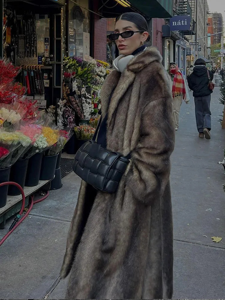 Women Fashion Lapel Gradient Mixed Fur Jacket Chic Long Sleeve Pocket Warm Maxi Coat Autumn Winter Lady Highstreet Outwear 241104