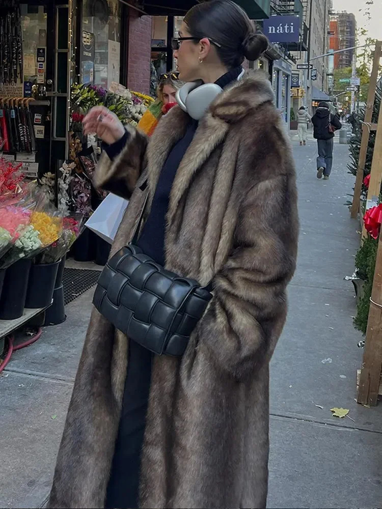 Women Fashion Lapel Gradient Mixed Fur Jacket Chic Long Sleeve Pocket Warm Maxi Coat Autumn Winter Lady Highstreet Outwear 241104