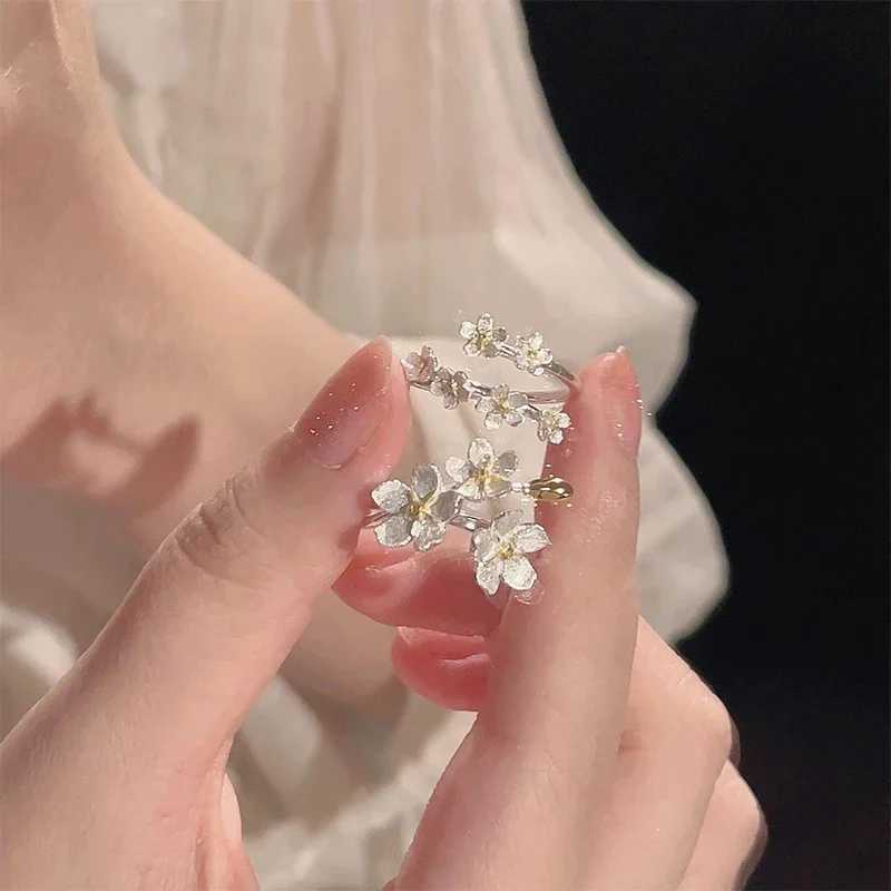Unique and exquisite open adjustable ring suitable for silver and minimalist finger rings engagement jewelry and womens gifts X241106