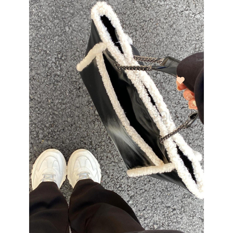 Fashion Classic Bag Designer 10a Top Nikiduncks Woman Handbagevening Bags Autumn and Winter Lamb Wool 2024 Womens Large Capacity Tote Sh