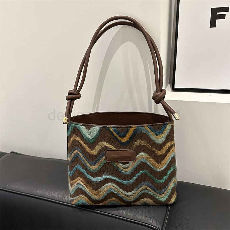 Classic Designer Bag Fashion 10a Top Nikiduncks Woman Handbagevening Bags This Years Popular 2024 New Trendy Summer Versatile Shoulder
