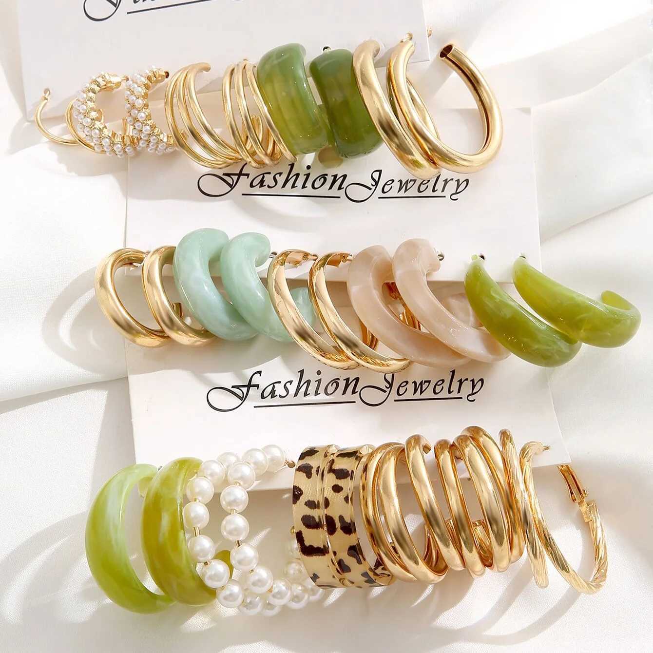 Bohe Retro Pearl Round Hoop Earring Set Luxury Gold Fallen Earrings Poetic Twist Wen Jewelry Gift X241106