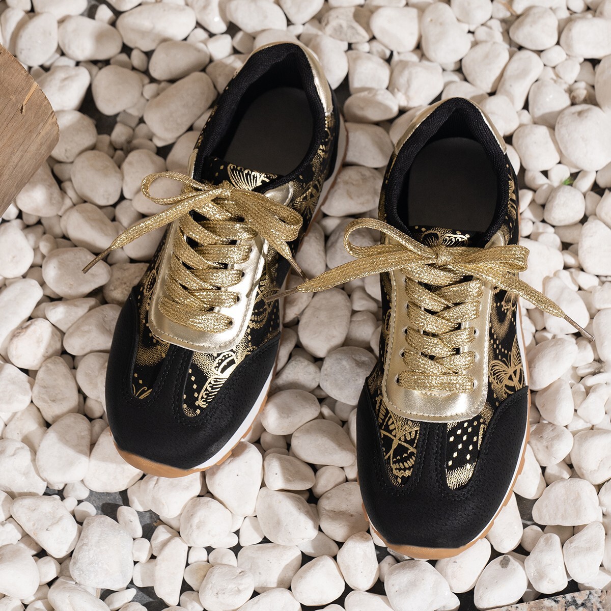 Comfort-Focused TEMU Women's Flat Shoes - Available in Large Sizes for Spring 2024