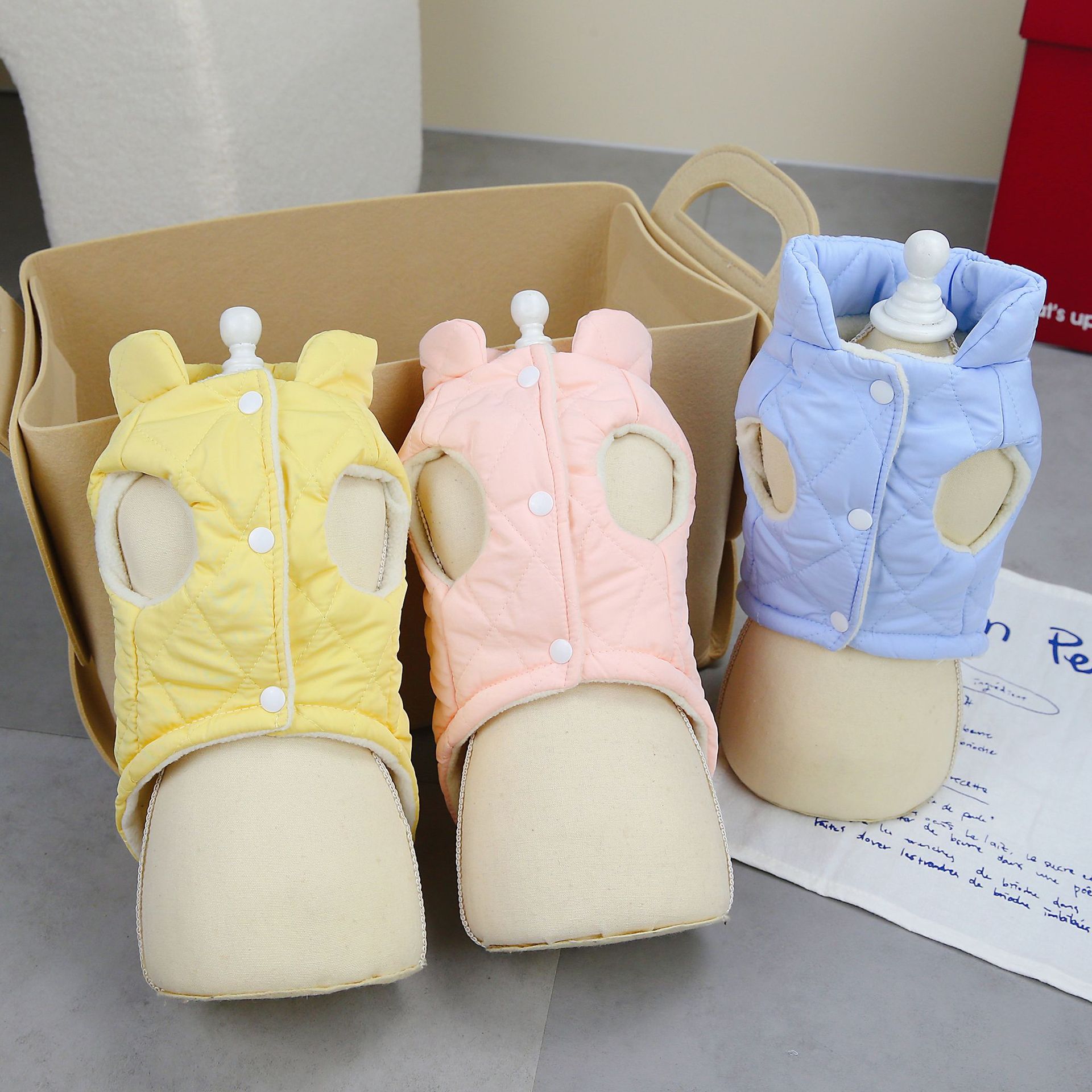 Happy Bear Dog Winter Coat Vest Fleece Lined New Teddy Kitty Dog Clothes Heavy Warm Cartoon Pet Clothes
