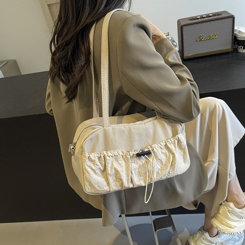High End Trendy Pleated Fashionable Armpit For Bags Handbags Women Work Commuting Single Shoulder Hand-held Pillow Bag Designer