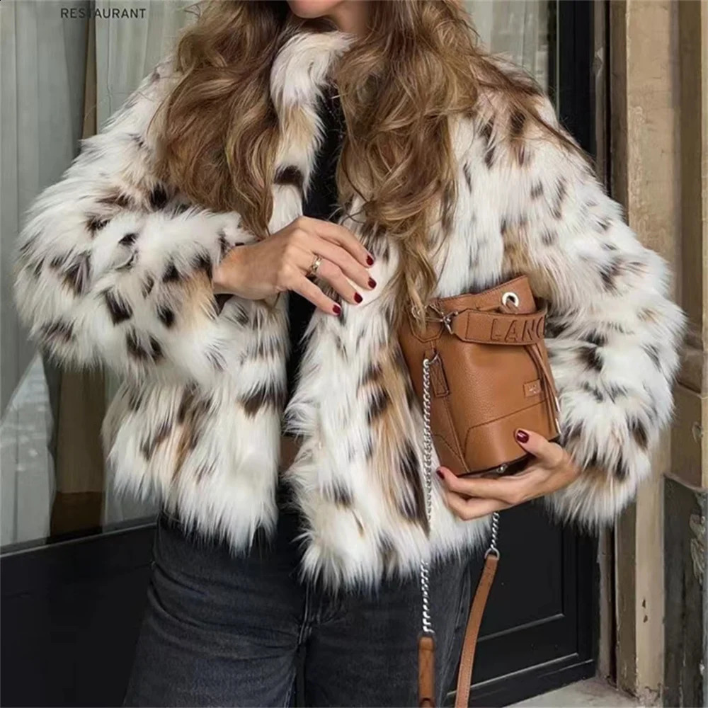 Autumn European And American Style Womens Clothing Fashion Long Sleeved Stand Up Collar Slimming Faux Fur Jacket 241104