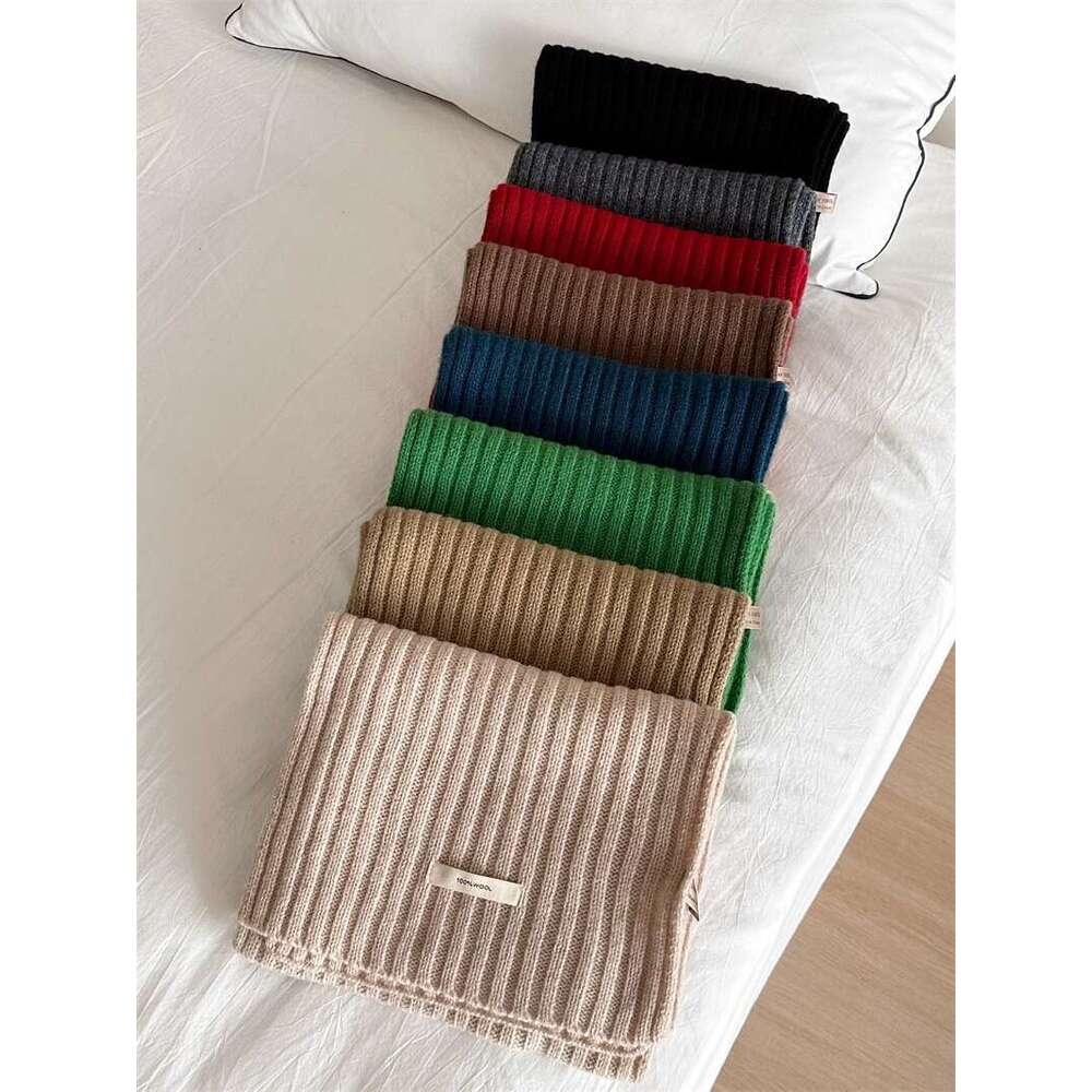 100% wool women in autumn and winter, thickened Korean version, versatile for couples, knitted warm, solid color fabric, labeled yarn scarf