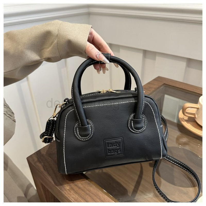 Classic Designer Bag Fashion 10a Top Nikiduncks Woman Handbagevening Bags 2024 New with High and Korean Niche Design Handheld Womens Cro