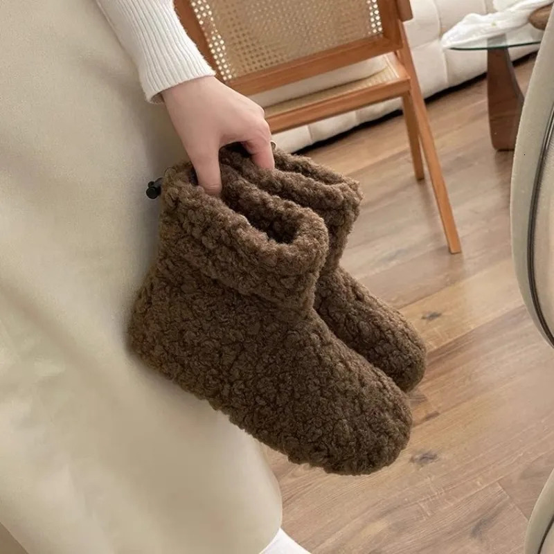 2025 New Designer Soft Winter Ankle Boots Outdoor Women's Non Slip Warm Fluffy Snow Boots Outdoor Cotton Stove Shoes