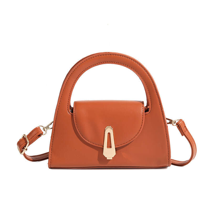 Designer Bag Niche Luxury Handbag Women's New Half-Round Shoulder Bag Versatile Commuter Retro Lock Crossbody Bag Tide Bags