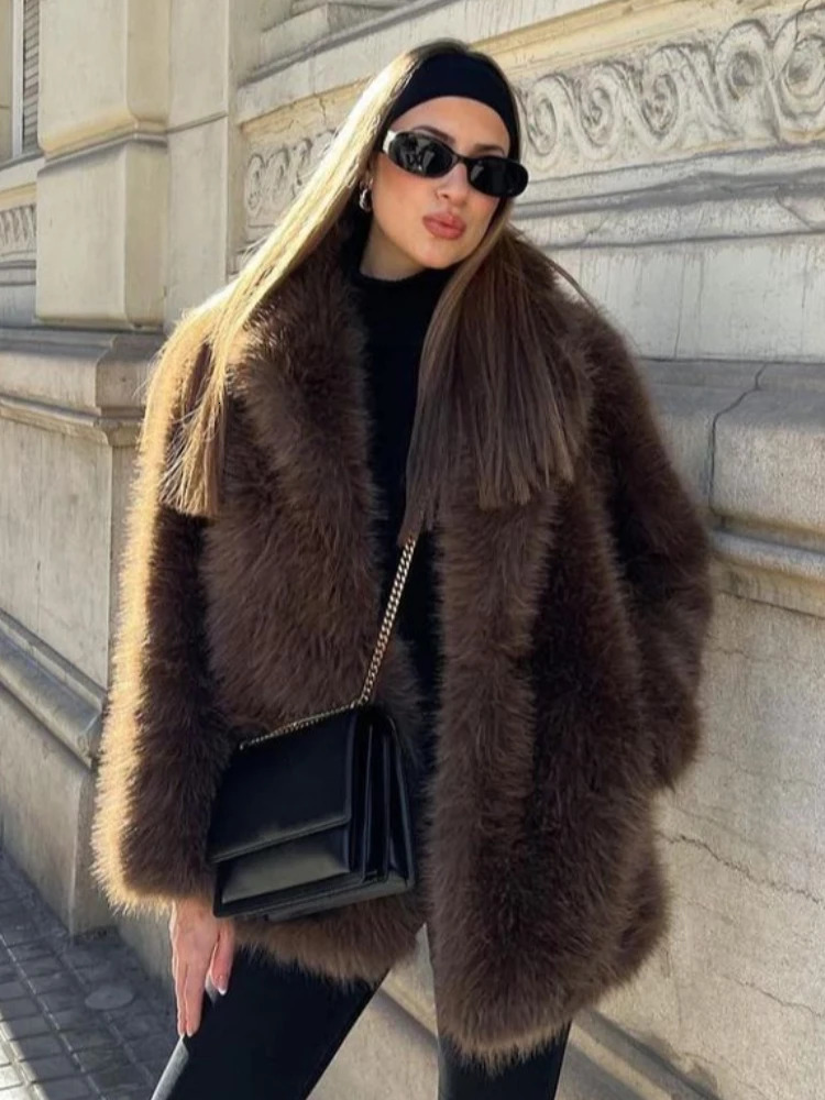 y Brown Women Faux Fur Jacket Oversized Lapel Long Sleeve Warm Fluffy Coats Winter Female Loose Streetwear Outwears 241104