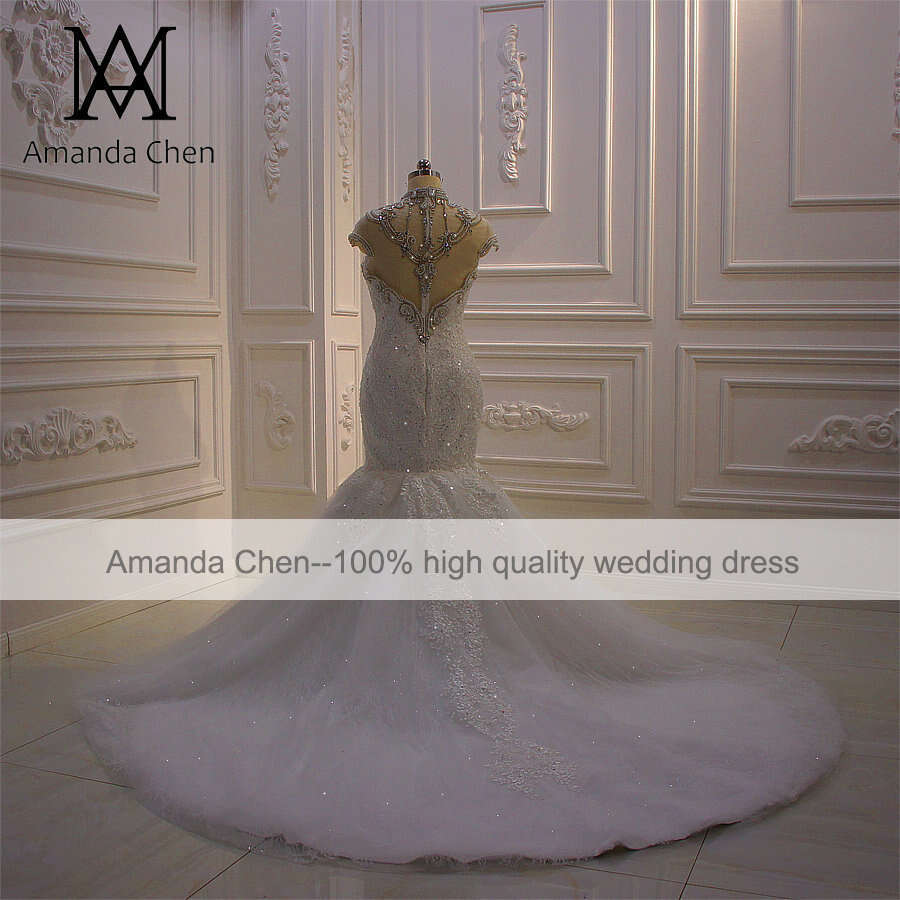 mariage High Neck Cap Sleeve Lace Applique Crystal Pearls Fishtail Wedding Dress