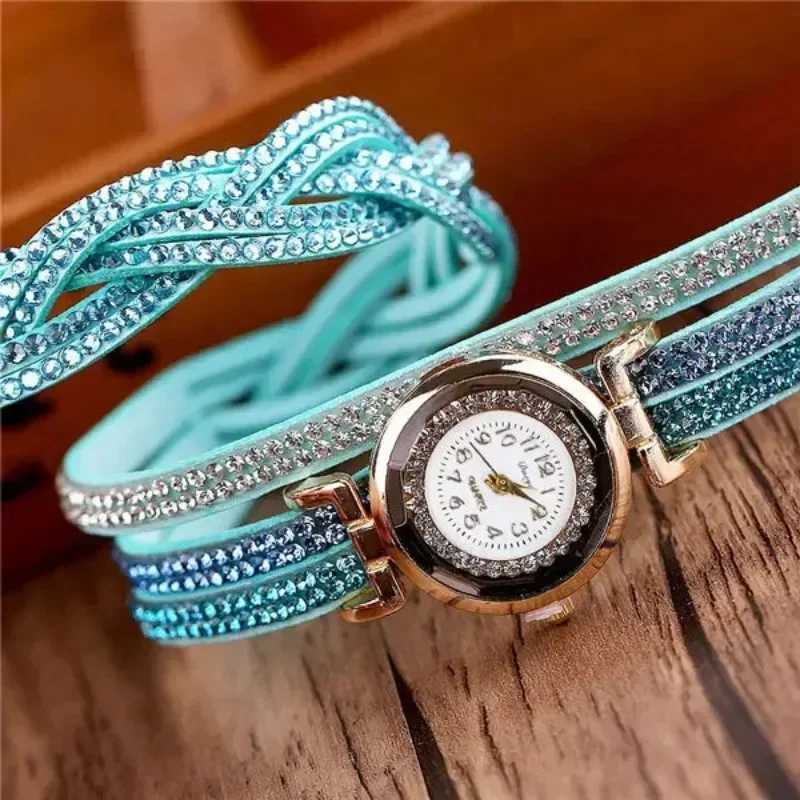 Leisure Gold Quartz Watch Warm Rhinestone Fashion Knitted Leather Bracelet Watch Gift Womens Watch Relogio Womens Gift X241106