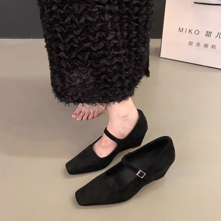 Chic Sen Women's Leather High-Heeled Mary Janes - Versatile Shoe Design for 2024 Seasonal Outfits