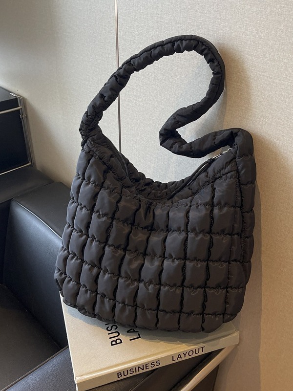 Autumn And Winter Large Capacity Bubble For Bags Handbags Women High-end Diamond Grid Pleated Shoulder Crossbody Bag Designer