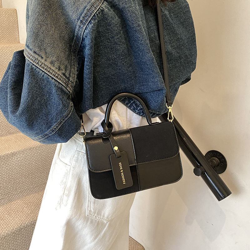 This Year's Popular Women's Designer Autumn And Winter Versatile Matte Shoulder Crossbody Bag Small Square Bag Handbag