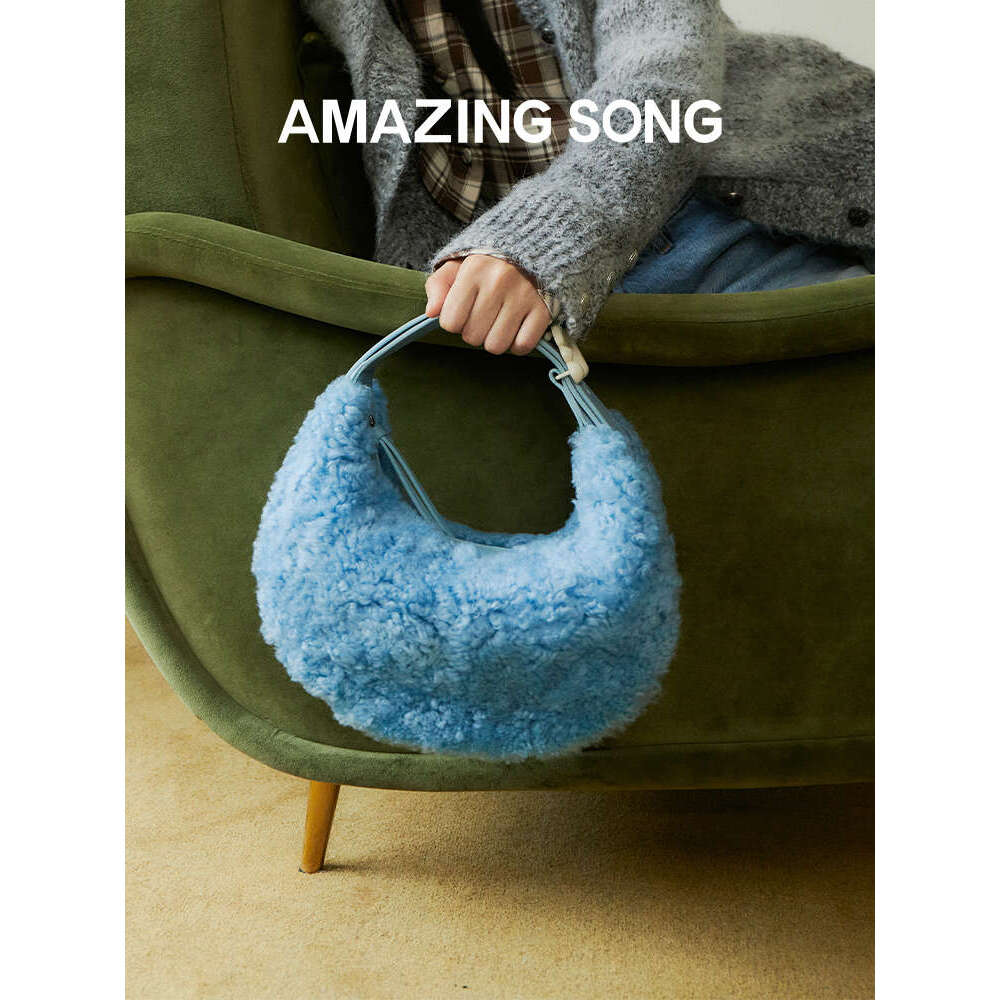 Amazing Song Half Moon Bag Fluffy Wool Winter Handbag Crossbodybag
