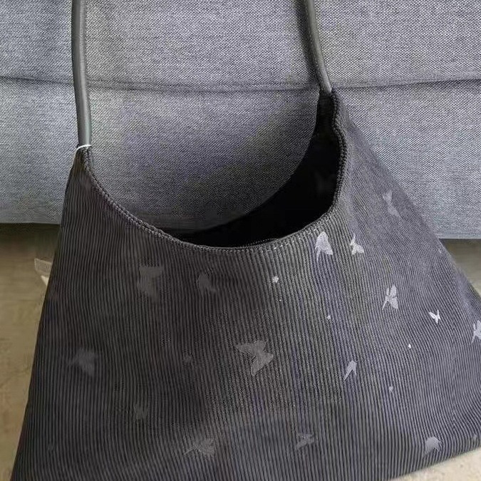 New Designer Handbag With Niche Feel High-end Handbag Small Fragrance Style Fashionable Shoulder Bag
