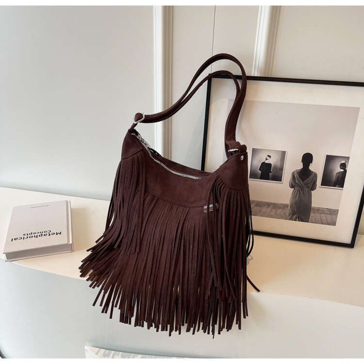 2024 Frosted Tassel Europe Leather Veet Retro Crossbody Bag Women's Bags