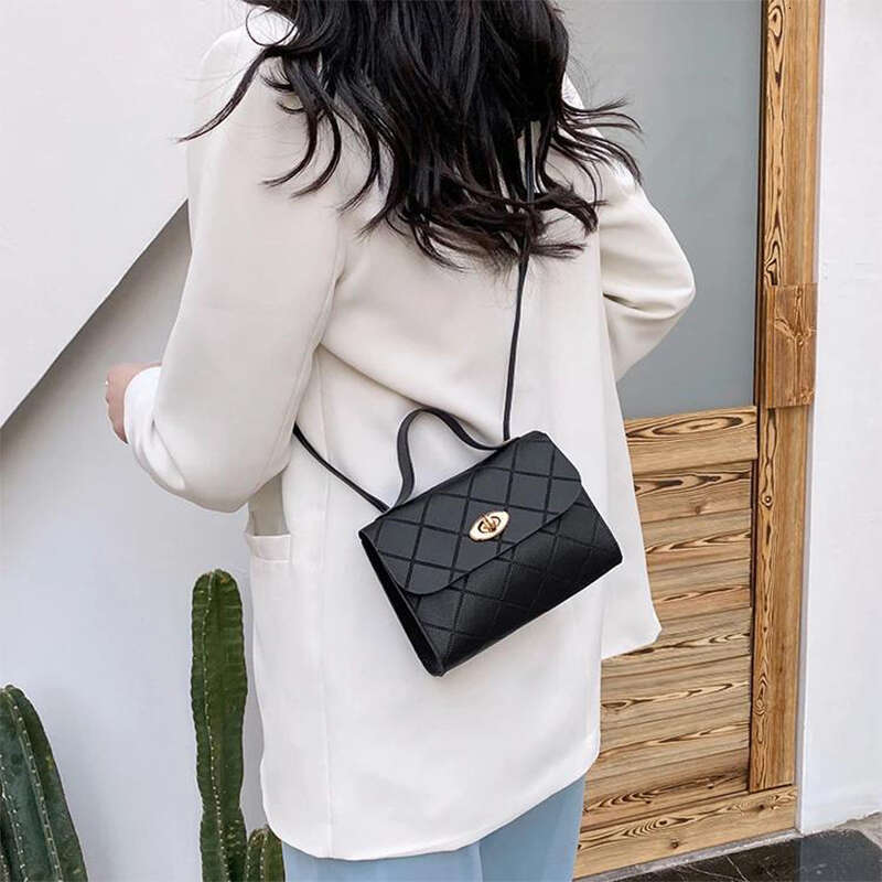 Designer Bag Women's Fashion Crossbody Bag Striped Small Square Bag Trendy Lingge Korean Handbag For Women Purses And Handbags