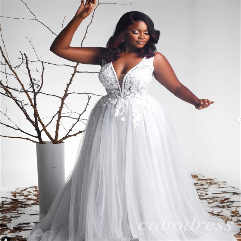 Simple Boho African Wedding Dresses A Line V Neck Lace Plus Size Bride Dress Fairy Civil Bohemian Bridal Floor Length Tulle Robe De Mariee Gelinlik