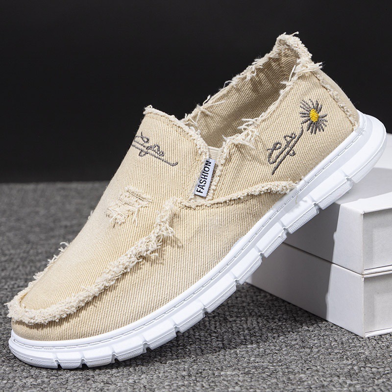 Canvas casual cloth soft soled board spring and autumn breathable men's shoes old Beijing style one foot kick