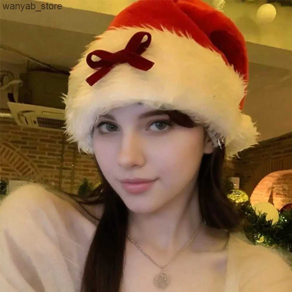 Wide Brim Hats Bucket Hats Warm Black Christmas Plush Hat Cloth Accessories Cartoon Plush Ball Soft Beanie Muffler Bow Santa Hat Boy L240910