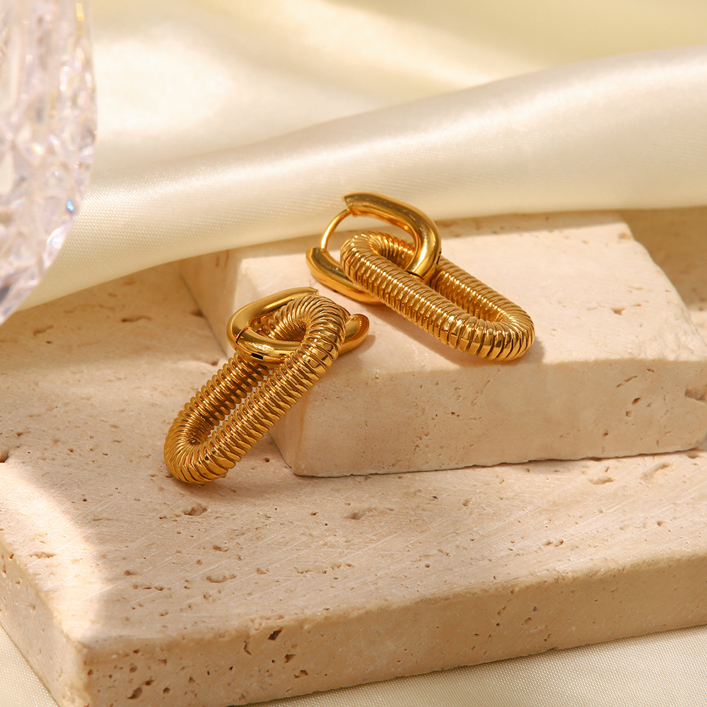 18K Gold Stainless Steel Simple Cluster Dangle Earrings for Women Men Desinger Chic Fashion Engagement Jewelry Gifts Fressshipping Wholesales23588