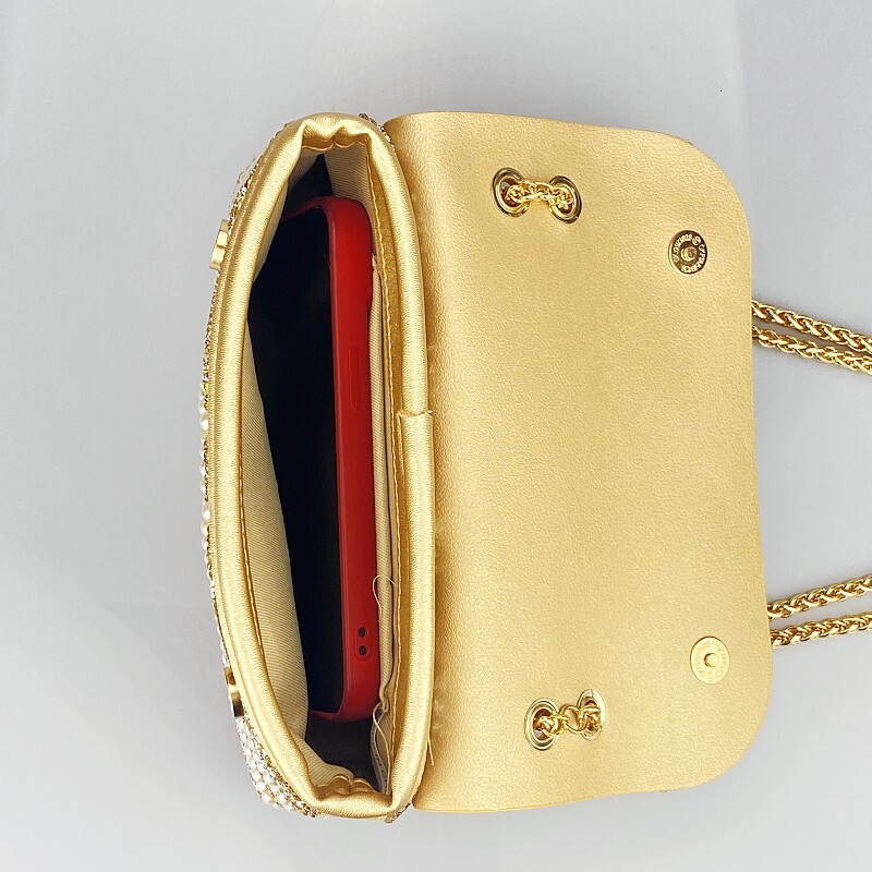 High Quality Triangular Designer Pearl Exquisite Money Bag Handbag