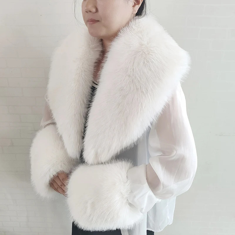 Winter Artificial Fox Fur Scarf Womens Jacket Warm Fluffy Shawl Fashion Artificial Fur Collar and Cuff Set Fluffy Scarf Womens 241106