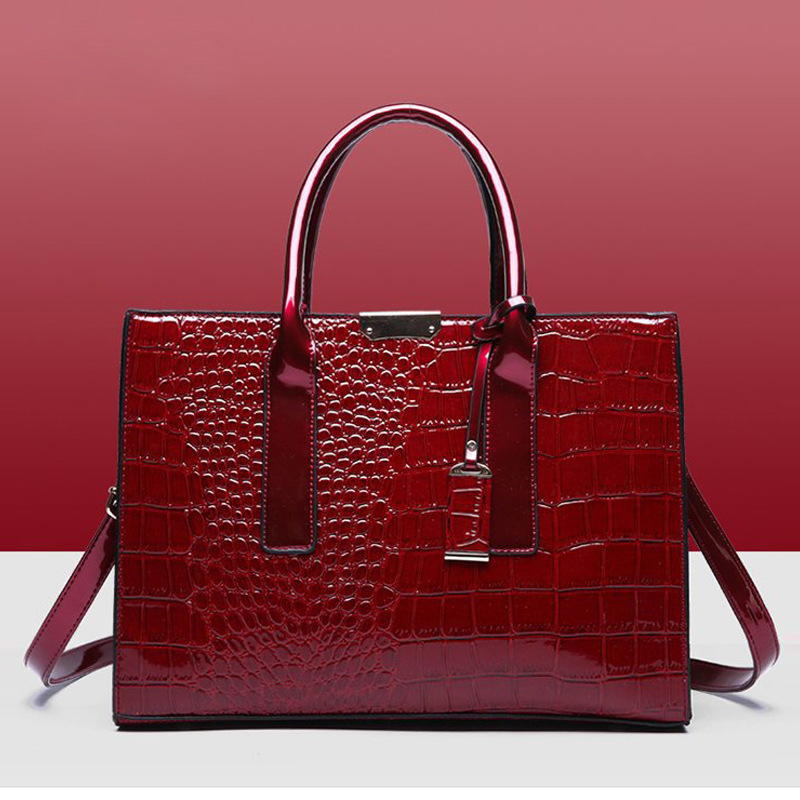 2025 New Designer Women's Fashion Crocodile Pattern Slanted Shoulder Fashion Handbag