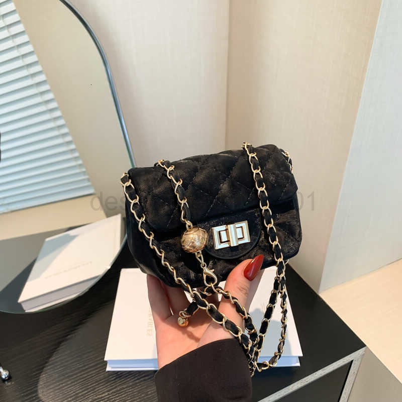 Fashion Classic Bag Designer 10a Top Nikiduncks Woman Handbagevening Bags Small Square This Summers New Versatile Highend Niche Crossb