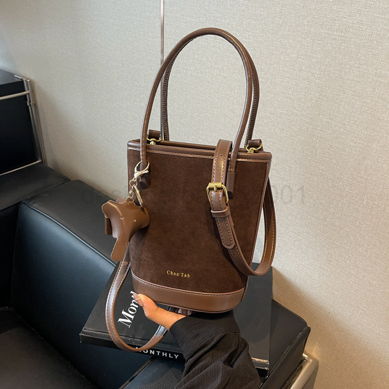 Classic Designer Bag Fashion 10a Top Nikiduncks Woman Handbagevening Bags New Bucket with Texture Fashionable Single Shoulder Crossar